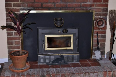 Comment r&eacute;parer efficacement votre insert de chauffage &agrave; Frans ?